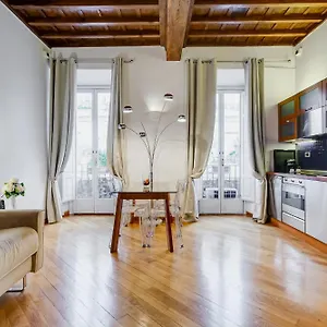 Barberini Exclusive Loft Apartment Rome
